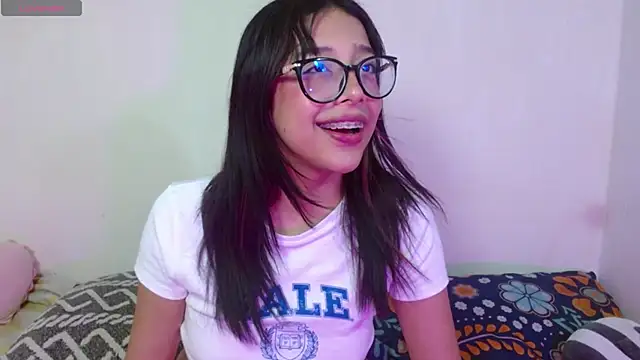 kimwilliam11 online show from 10.05.25