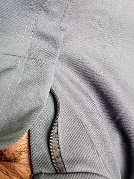 Snapshot of princemaheshboblover chatting on 10.28.25 princemaheshboblover online show from 10.28.25