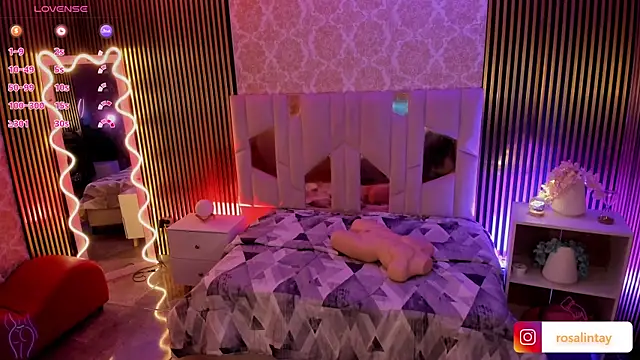 Rosalind tay online show from 10.17.25