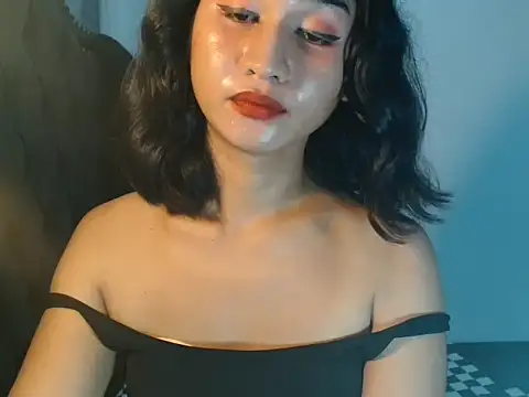 lava lux online show from 06.18.26