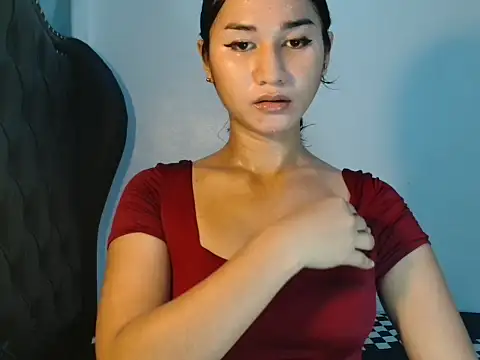 lava lux online show from 06.19.26