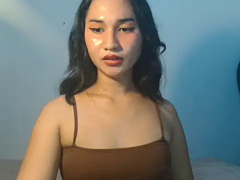 lava lux online show from 07.18.26