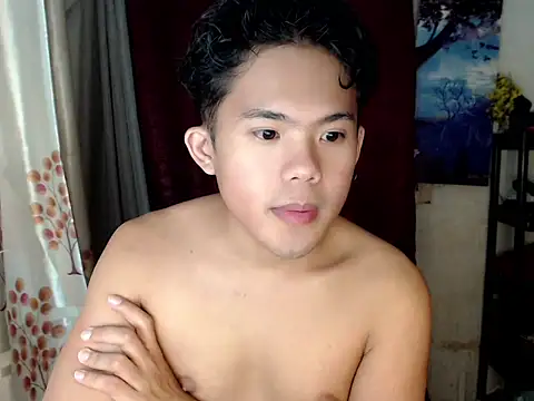 Snapshot of twink_asianbunny chatting on 10.10.25 twink asianbunny online show from 10.10.25