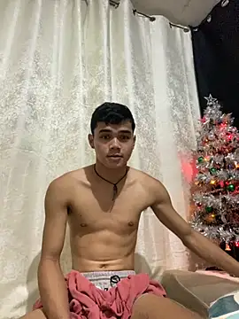 Snapshot of hot_asian01 chatting on 10.19.25 hot asian01 online show from 10.19.25