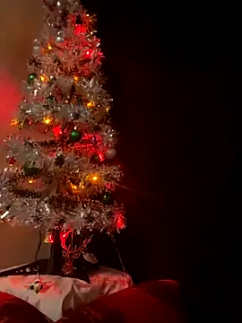 Snapshot of hot_asian01 chatting on 10.22.25 hot asian01 online show from 10.22.25