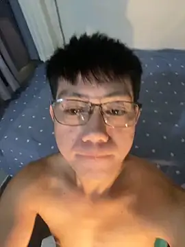 xshyboyx online show from 10.17.25