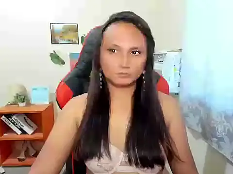 hella queen online show from 03.28.26