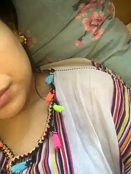 Snapshot of Soporsix chatting on 10.31.25 Soporsix online show from 10.31.25