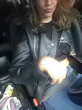 Snapshot of Miasiren chatting on 02.14.26 Miasiren online show from 02.14.26