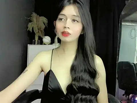 Snapshot of LexiLove chatting on 09.12.25 LexiLove online show from 09.12.25