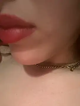 Mimisixo online show from 05.16.26