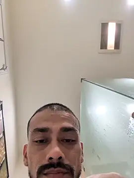 Snapshot of Cnutt310 chatting on 12.20.25 Cnutt310 online show from 12.20.25