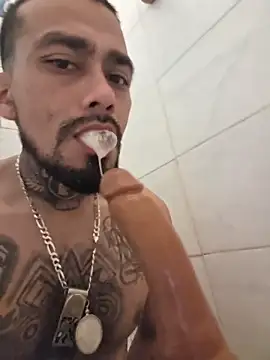 Snapshot of Cnutt310 chatting on 01.06.26 Cnutt310 online show from 01.06.26