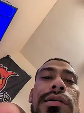 Snapshot of Cnutt310 chatting on 01.08.26 Cnutt310 online show from 01.08.26