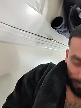 Snapshot of Cnutt310 chatting on 02.13.26 Cnutt310 online show from 02.13.26