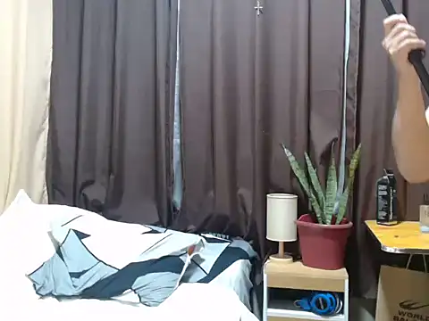 Snapshot of cumwhat_me chatting on 04.07.26 cumwhat me online show from 04.07.26