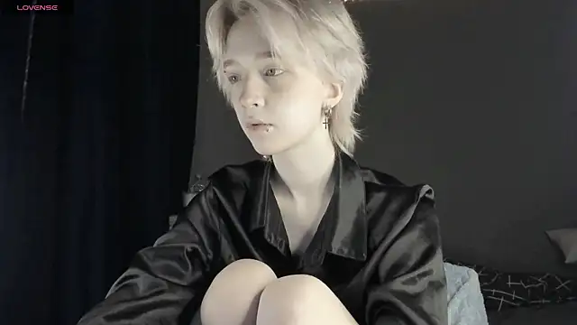 MelissaReis online show from 12.16.25