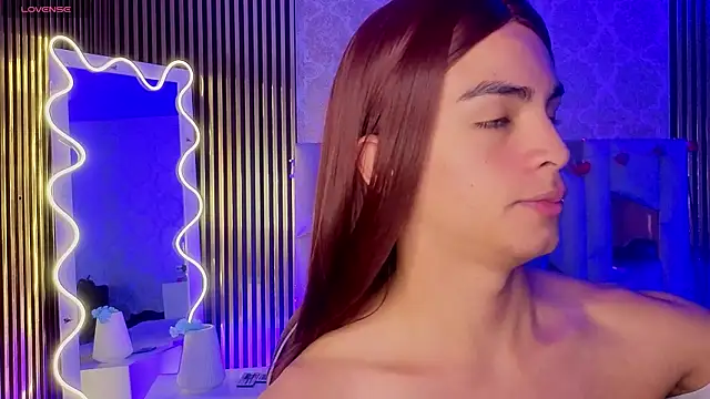 LIHIAN TAY online show from 04.04.26