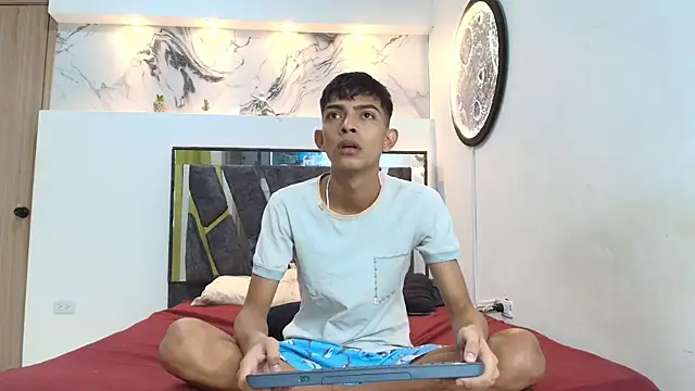 PRETTY SEX1 online show from 12.05.25