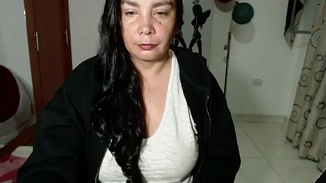 Vivian milf paint online show from 10.03.25
