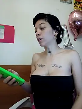Paula Alameda online show from 10.05.25