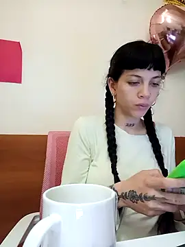 Paula Alameda online show from 10.08.25