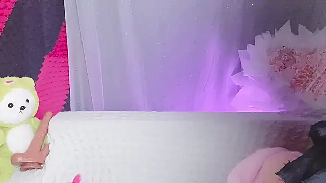 kemybaby online show from 10.18.25