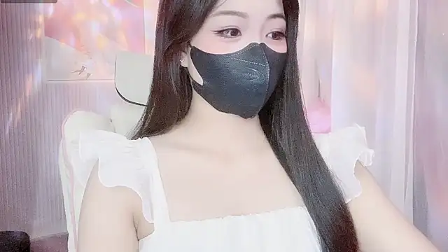 Snapshot of kemybaby chatting on 04.25.26 kemybaby online show from 04.25.26