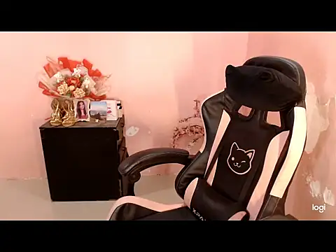 asian lust  online show from 05.06.26