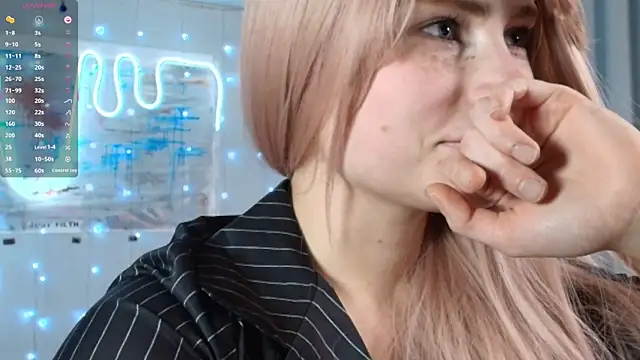 PieraMarch online show from 09.20.25