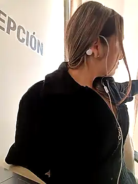 Snapshot of ALEJA__07 chatting on 09.13.25 ALEJA 07 online show from 09.13.25