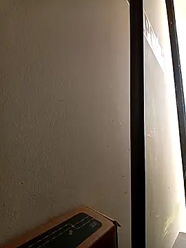 Snapshot of ALEJA__07 chatting on 09.16.25 ALEJA 07 online show from 09.16.25