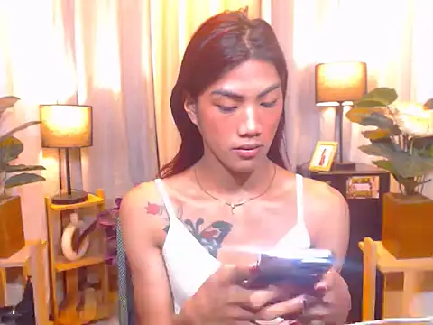 DAYANARAHFOX online show from 02.04.26