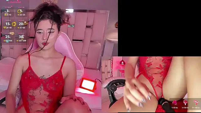 EvelynLips  online show from 11.11.25