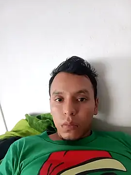 Snapshot of JohelJo chatting on 12.20.25 JohelJo online show from 12.20.25