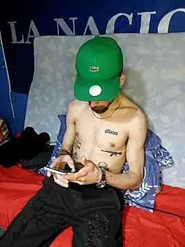 Snapshot of Demian24_ chatting on 09.19.25 Demian24 online show from 09.19.25