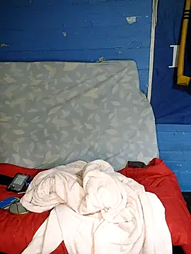 Snapshot of Demian24_ chatting on 10.05.25 Demian24 online show from 10.05.25