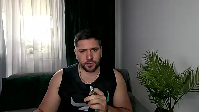 Gold Alpha Boy online show from 05.20.26