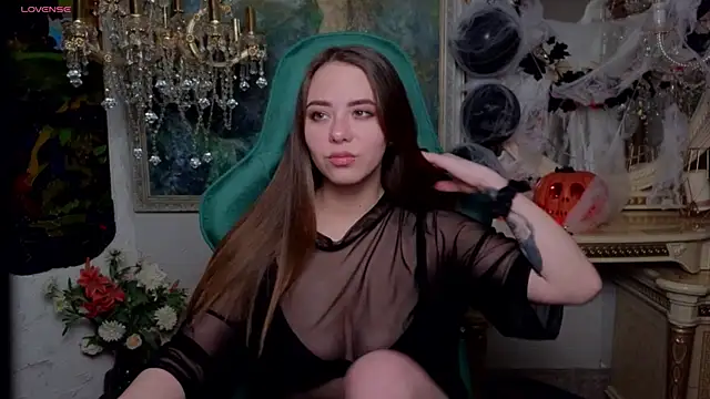 IvoryWood  online show from 10.21.25