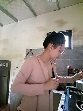 Jun-Mzzz online show from 09.29.25