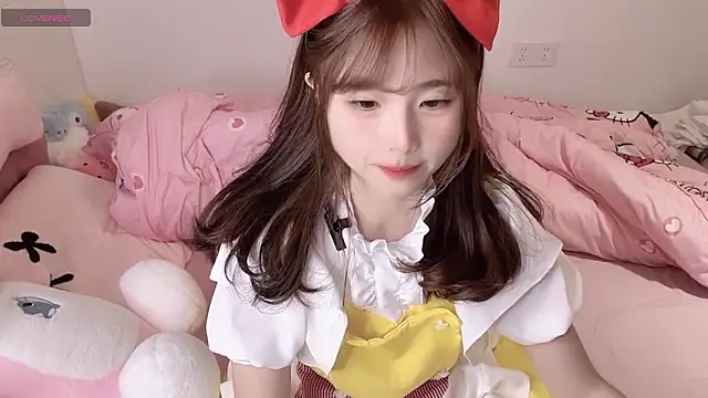 Snapshot of gougou77 chatting on 02.02.26 gougou77 online show from 02.02.26