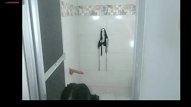 Lawuaifu1 online show from 10.26.25