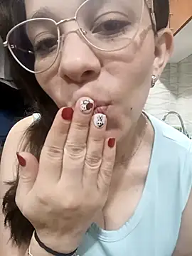 Isabella5 Brown  online show from 09.20.25