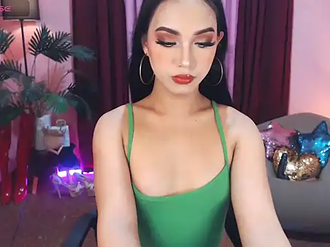 UrasianBIGcock696 online show from 10.18.25