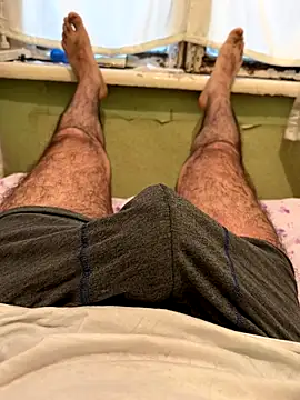 Snapshot of Cruel00 chatting on 11.28.25 Cruel00 online show from 11.28.25