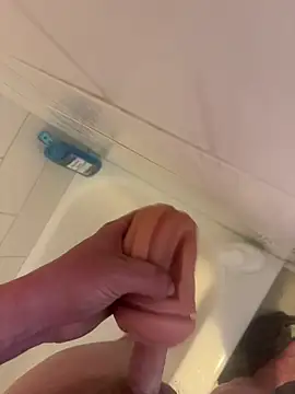 Snapshot of Buck2000 chatting on 03.06.26 Buck2000 online show from 03.06.26