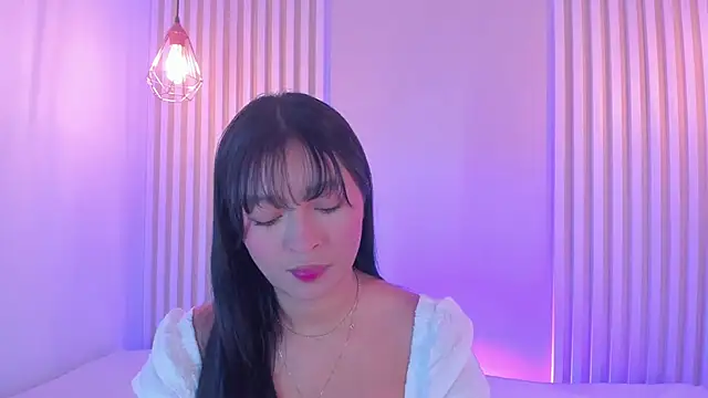 Snapshot of babe_katty chatting on 02.13.26 babe katty online show from 02.13.26