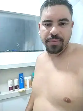 Snapshot of AnteriorPseudo chatting on 11.28.25 AnteriorPseudo online show from 11.28.25