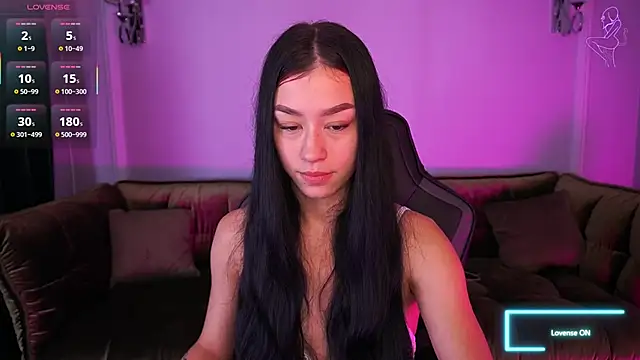 FataleNellie online show from 11.28.25