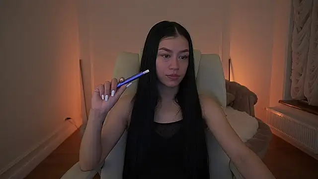 FataleNellie online show from 04.16.26